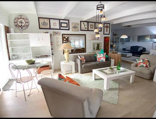 2 BEDROOM HOUSE FOR SALE IN STILBAAI EAST